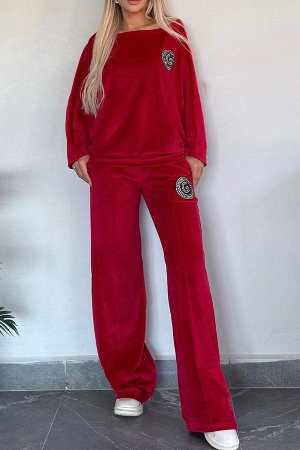 Conjunto de pantalón y blusa de manga larga con cuello barco en talla grande