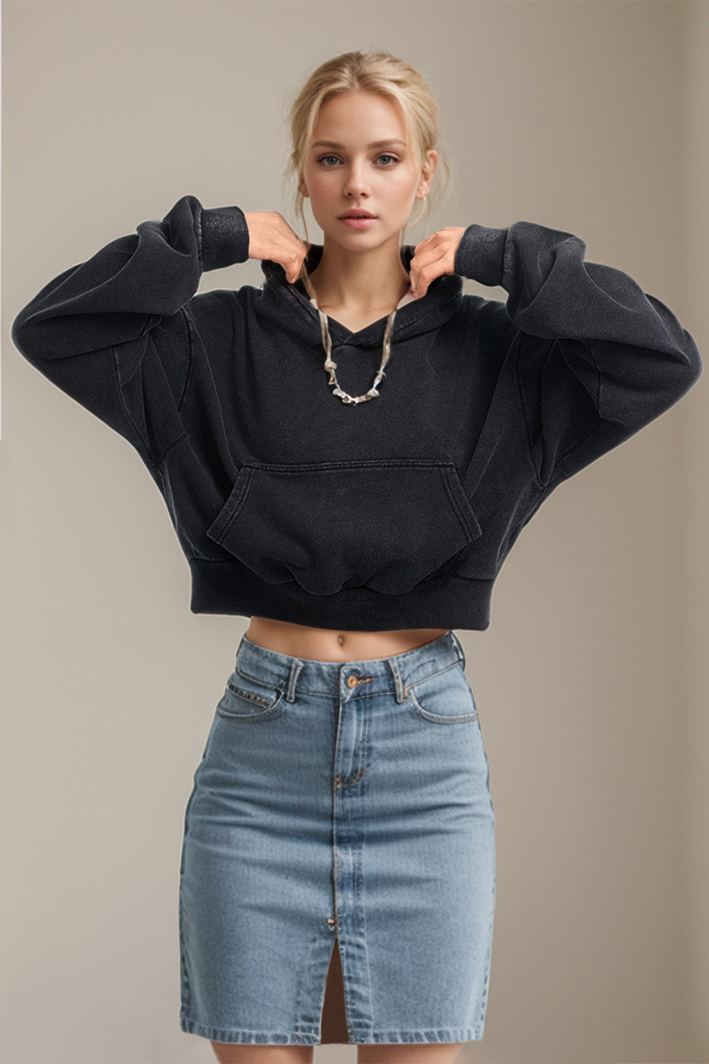 Kangaroo Pocket Long Sleeve Cropped Hoodie